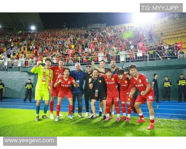 足球明星们热衷的球迷活动揭秘与互动体验分享 足球明星们热衷的球迷活动揭秘与互动体验分享